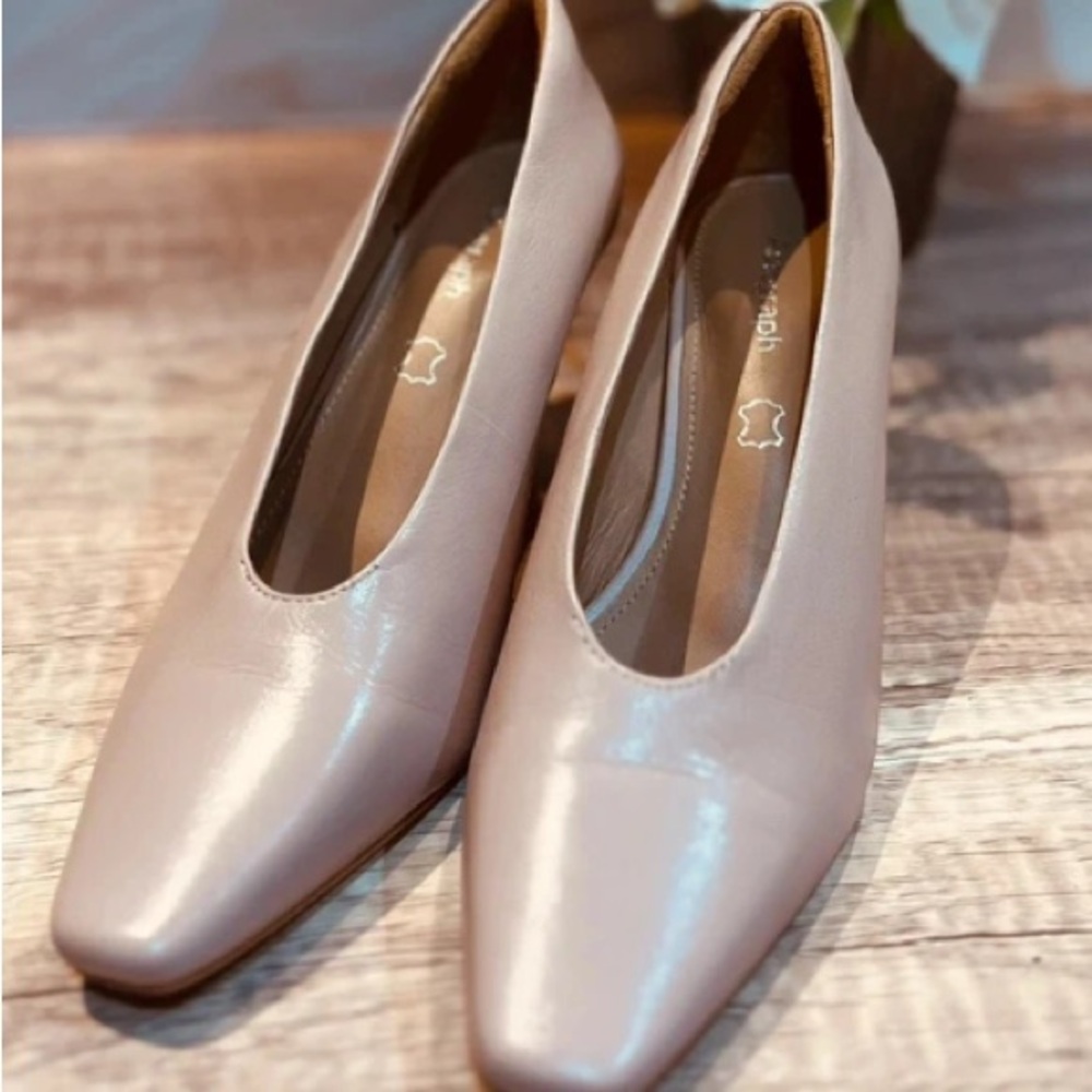 Chic Women's Nude Heels